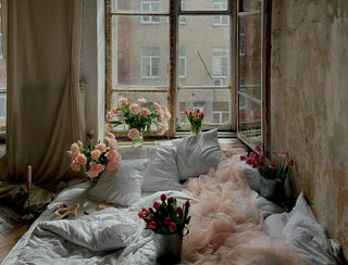 How to Create a Romantic Bedroom Space